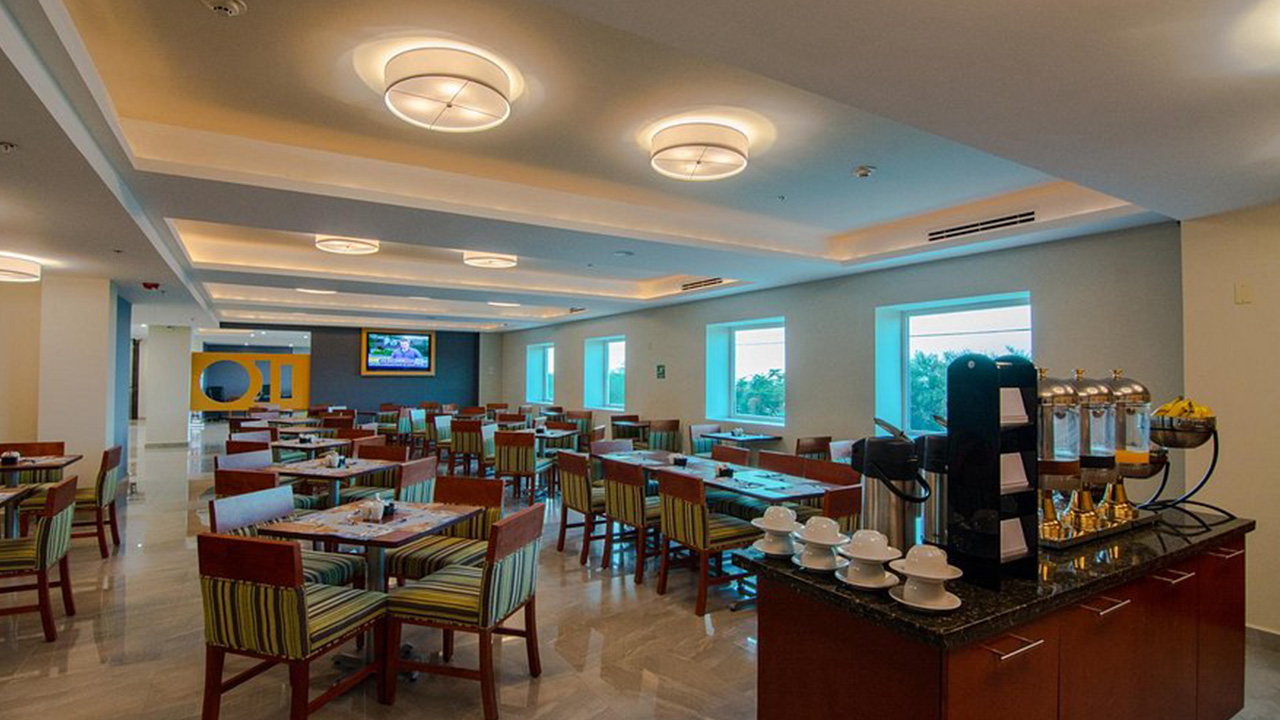 Holiday Inn Express Transportation